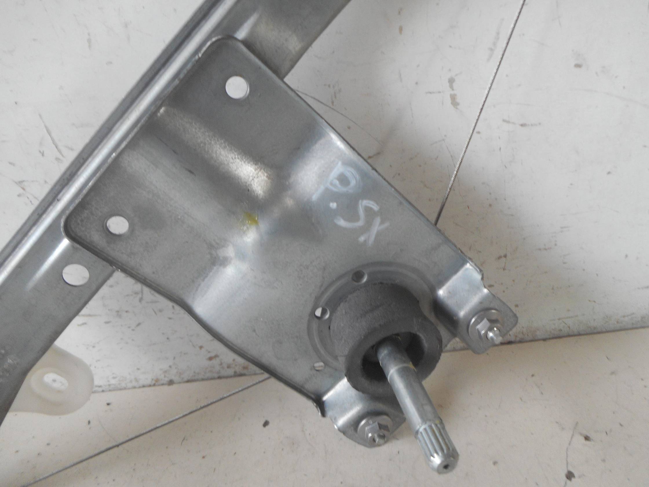 Alzacristallo porta post. sx.